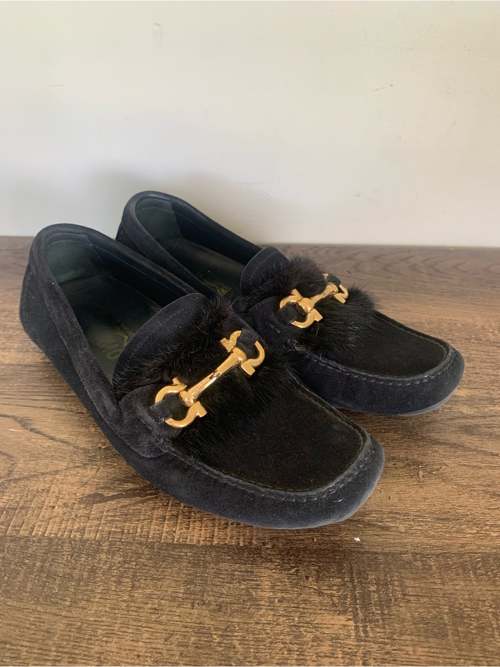 Salvatore Ferragamo Parigi Fur Gancini Driving Loafers Womens 7.5M Black Suede